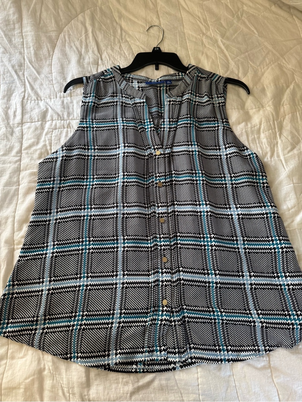 Apt. 9 Black, White and Teal Plaid Sleeveless Button-Front Top